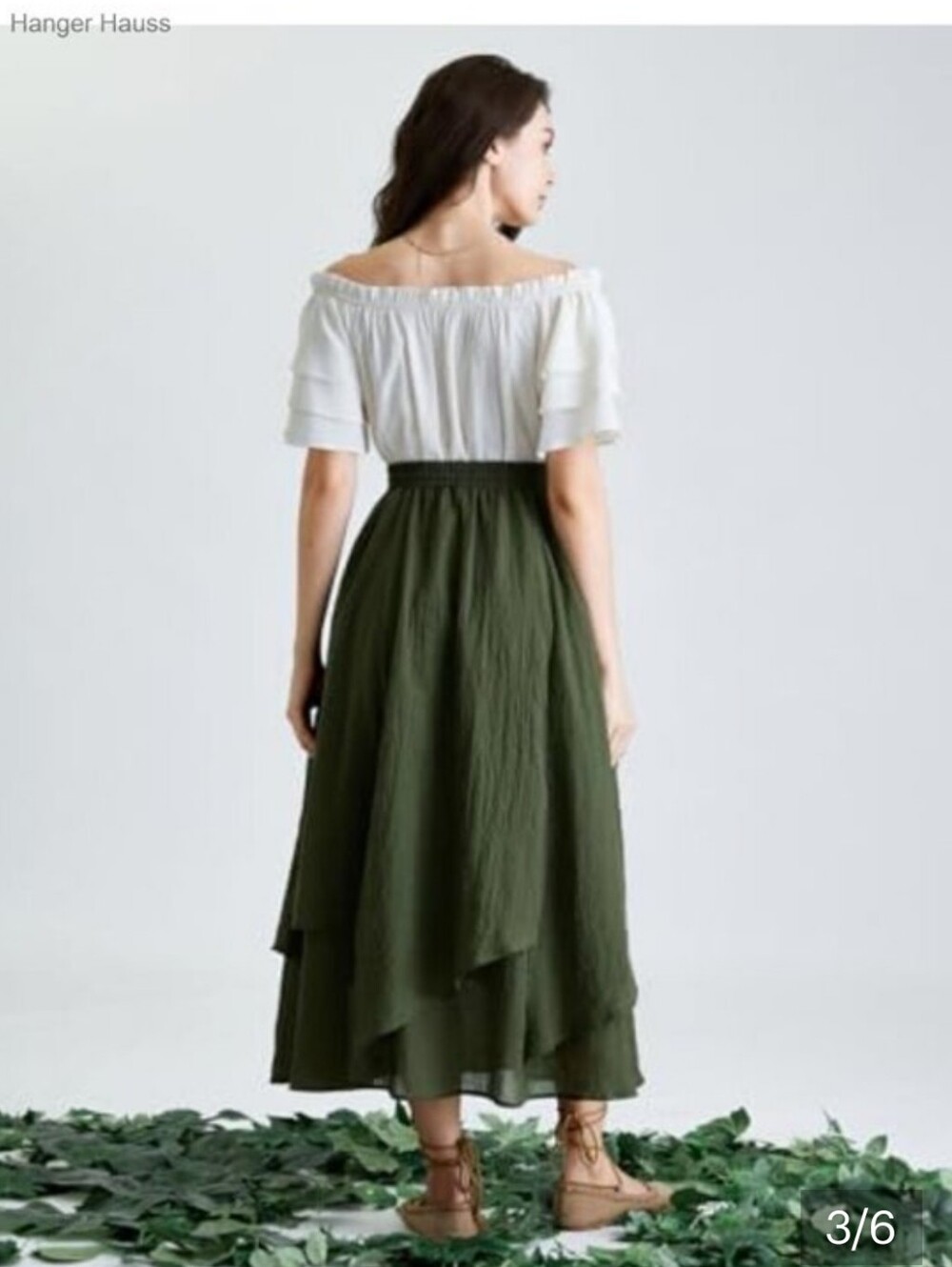 Scarlett And Darkness Skirt - Picture 2 of 9